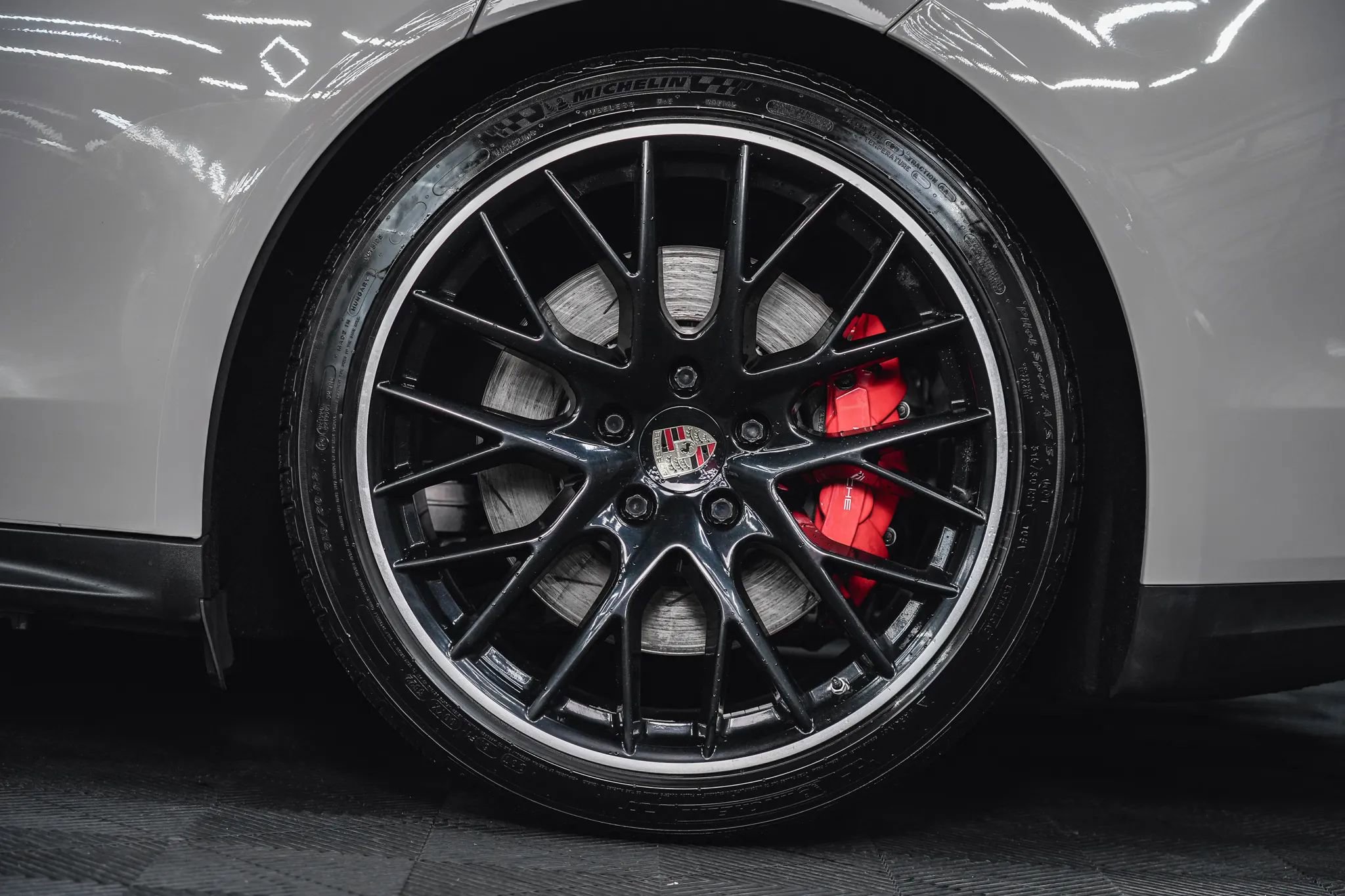 Used 2017 Porsche Panamera Turbo image 13