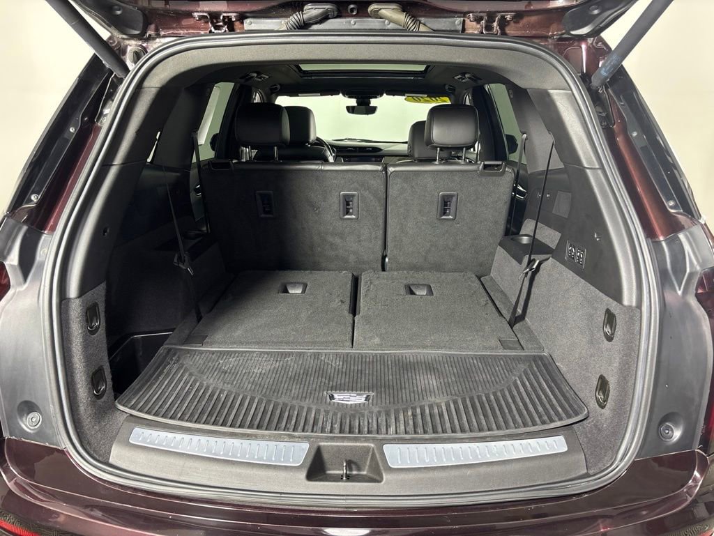 Used 2020 Cadillac XT6 Premium Luxury AWD/4WD image 11