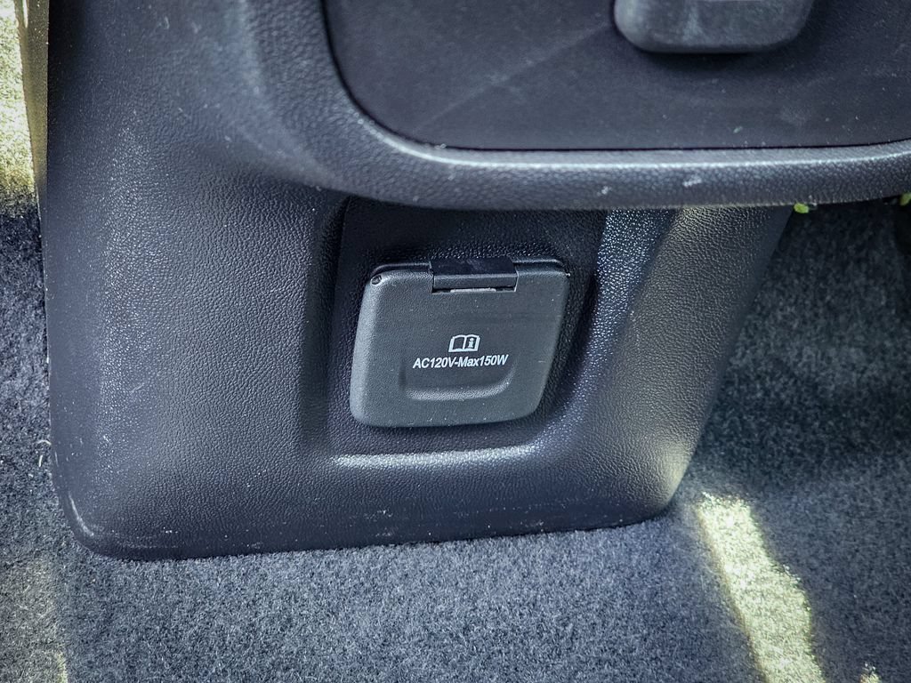 Used 2022 GMC Terrain SLT w/ Infotainment Package II AWD/4WD image 35