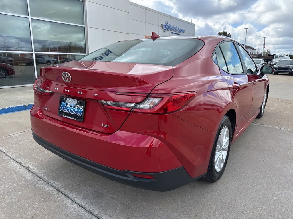 Used 2025 Toyota Camry LE FWD image 5
