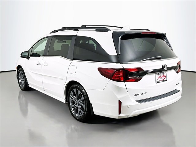 Certified 2026 Honda Odyssey Touring image 18