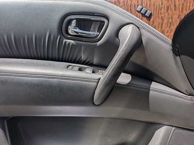 Used 2020 Nissan Armada Platinum w/ Captain's Chairs Package RWD image 29