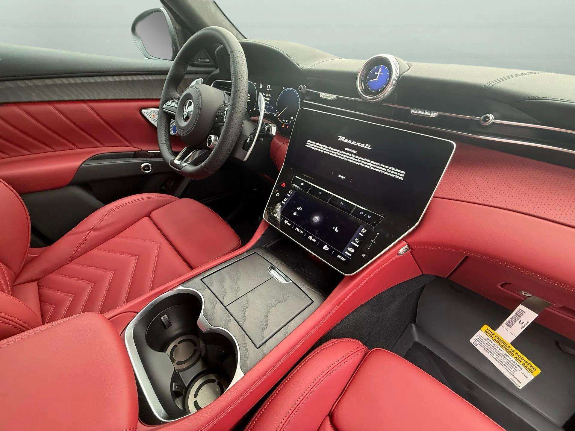 New 2026 Maserati Grecale Modena image 16