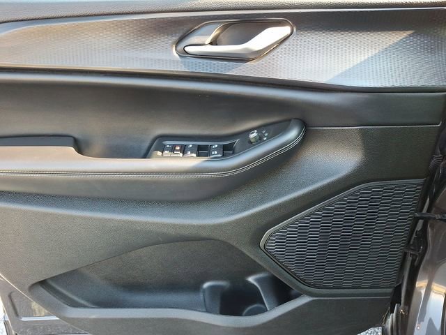 Used 2023 Jeep Grand Cherokee L Laredo RWD image 13