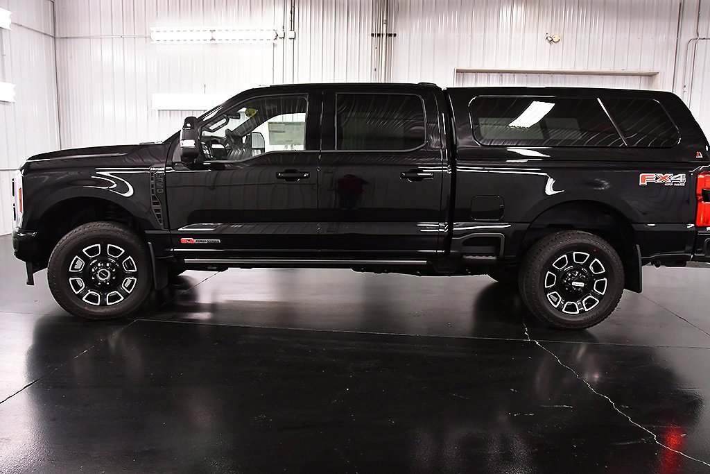 New 2025 Ford F350 Platinum w/ FX4 Off-Road Package image 4