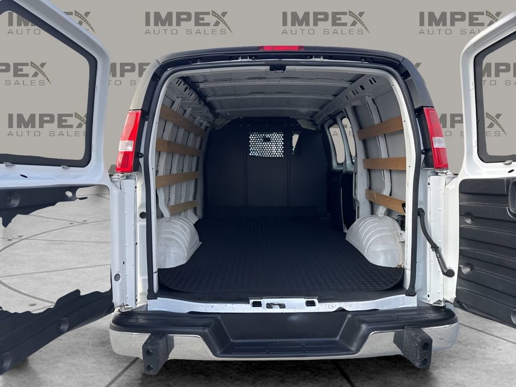 Used 2023 Chevrolet Express 2500 Work Van w/ Driver Convenience Package image 21