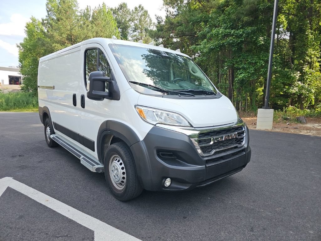 Used 2025 RAM ProMaster 2500 w/ U-Haul Equipment Group FWD image 3