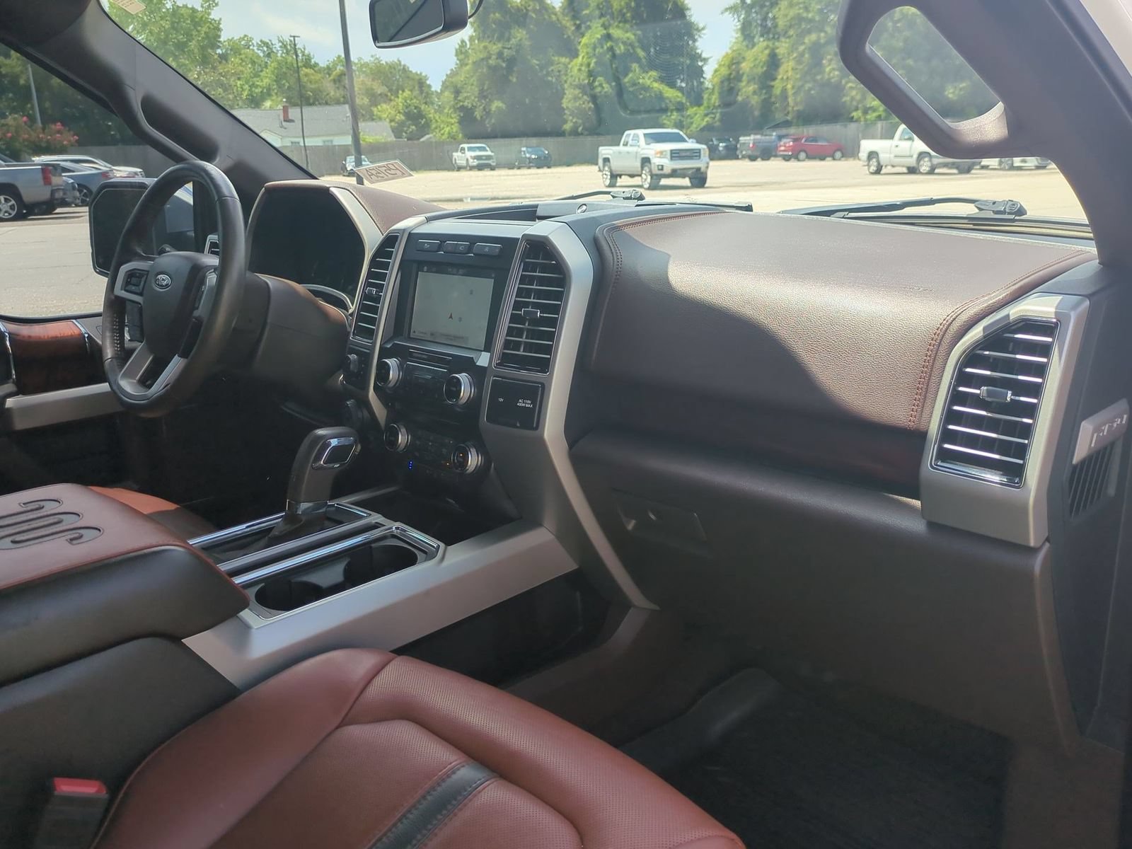 Used 2018 Ford F150 King Ranch w/ Equipment Group 601A Luxury AWD/4WD image 30