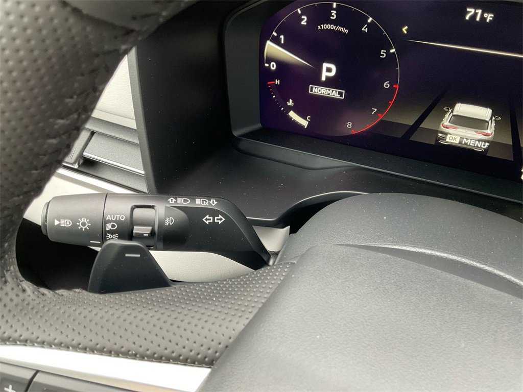 New 2025 Mitsubishi Outlander SE image 33