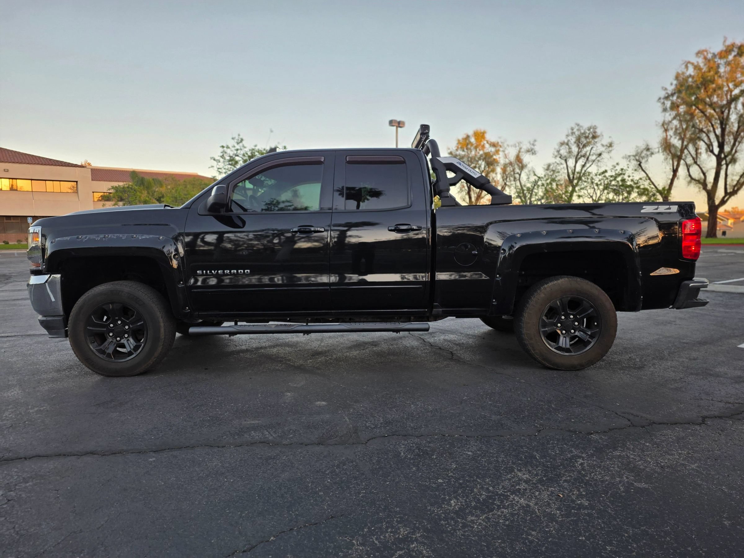 Used 2016 Chevrolet Silverado 1500 LT w/ All Star Edition RWD image 7