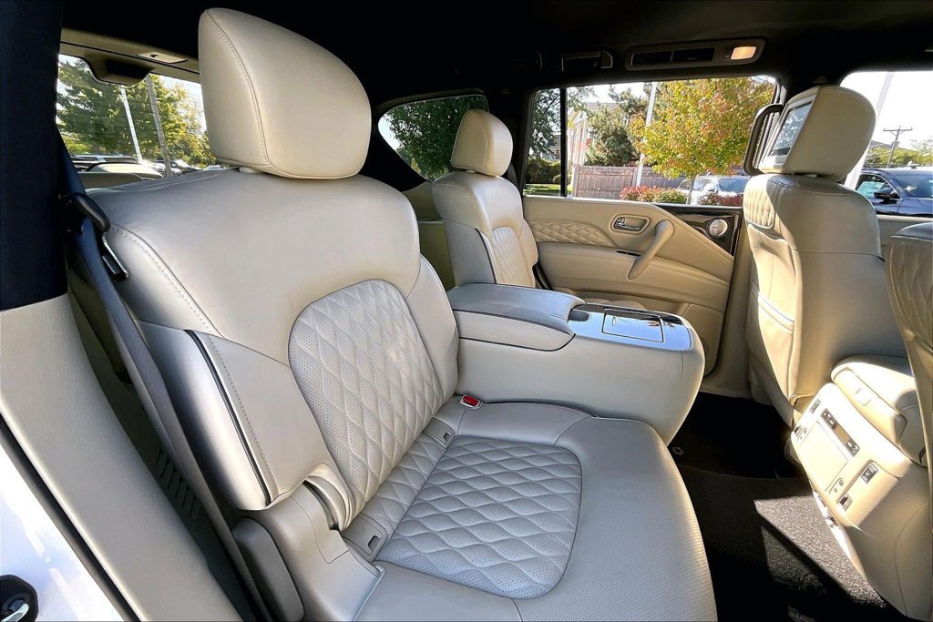 Used 2021 INFINITI QX80 Sensory w/ All-Season Package AWD/4WD image 30