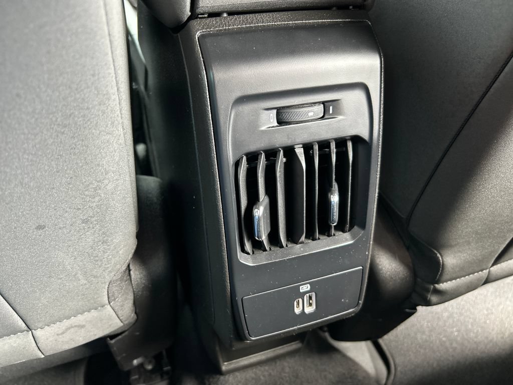 Used 2024 Dodge Hornet R/T w/ R/T Blacktop Package AWD/4WD image 18