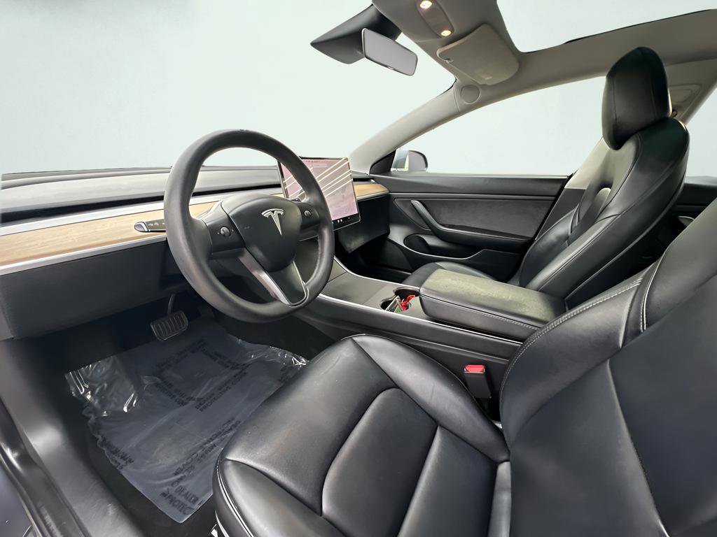 Used 2020 Tesla Model 3 Standard Range RWD image 13