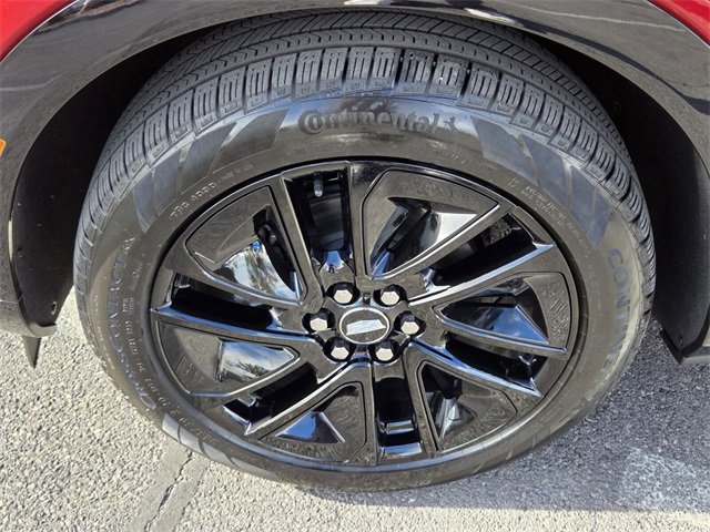 New 2025 Cadillac Optiq Sport 1 image 9