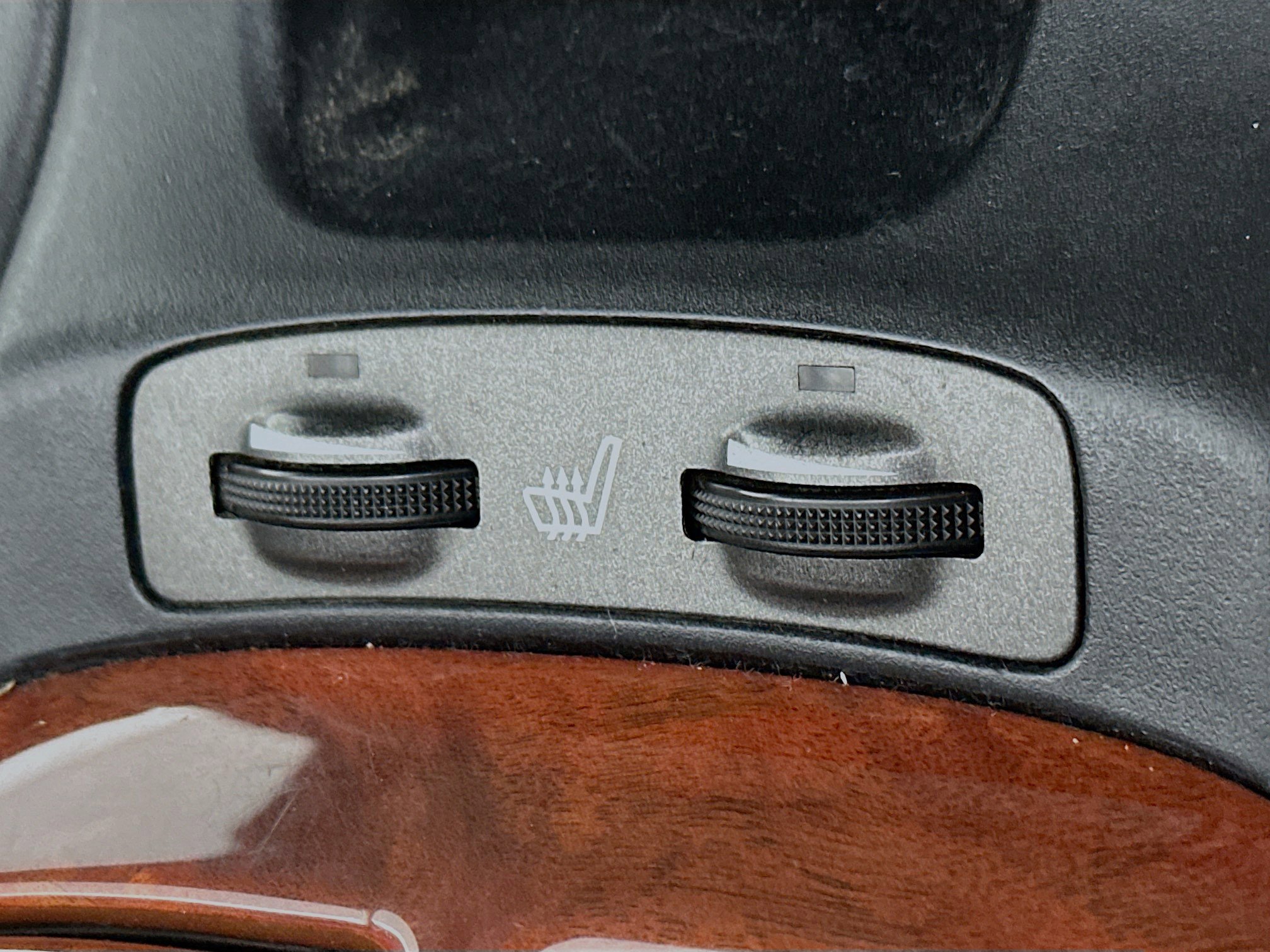 Used 2003 Lexus SC 430 Convertible image 18