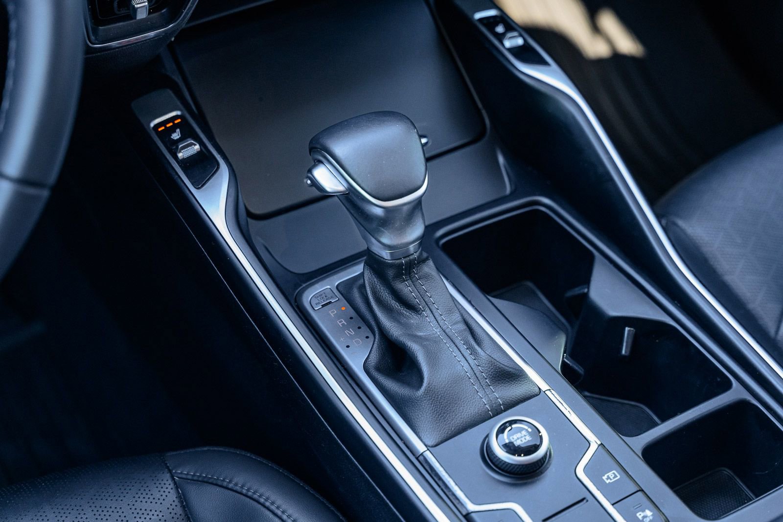 Used 2023 Kia Sorento S w/ Panoramic Sunroof Package image 28