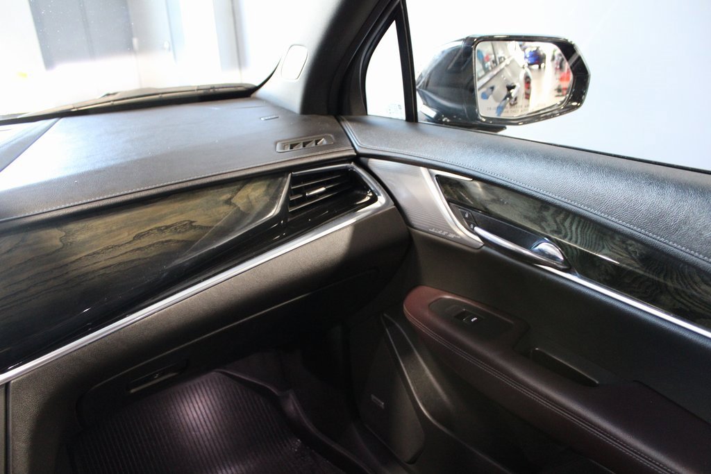 Used 2020 Cadillac XT6 Premium Luxury image 26