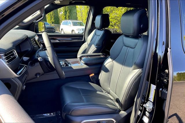 New 2024 Jeep Wagoneer L 4WD w/ Convenience Group I image 10