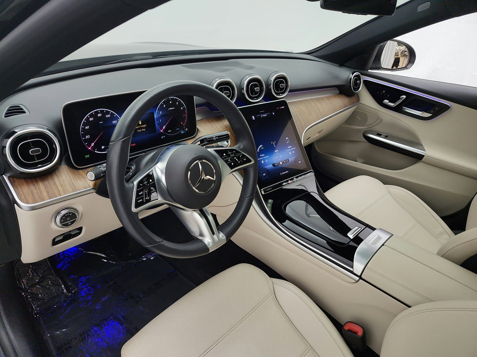 Used 2023 Mercedes-Benz C 300 Sedan image 27