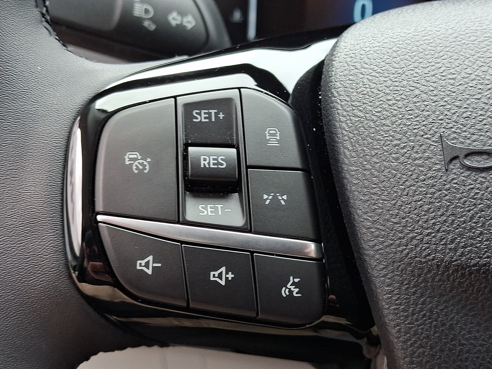 Certified 2023 Ford Escape Active w/ Tech Pack #1 AWD/4WD image 23