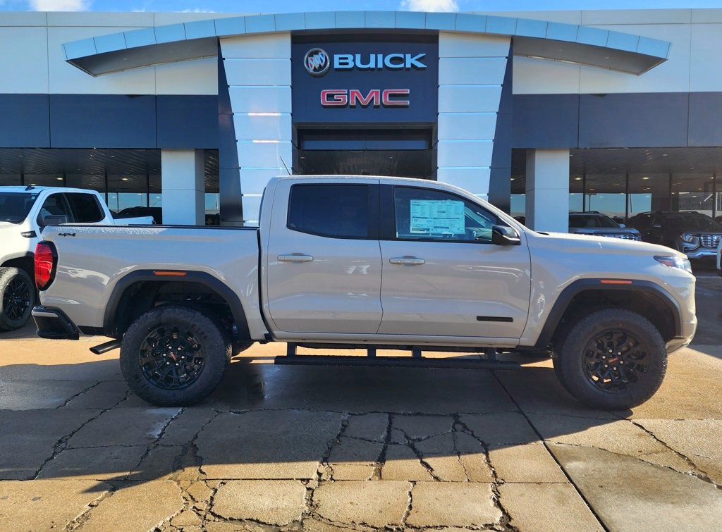 New 2026 GMC Canyon Elevation w/ Convenience Package image 3