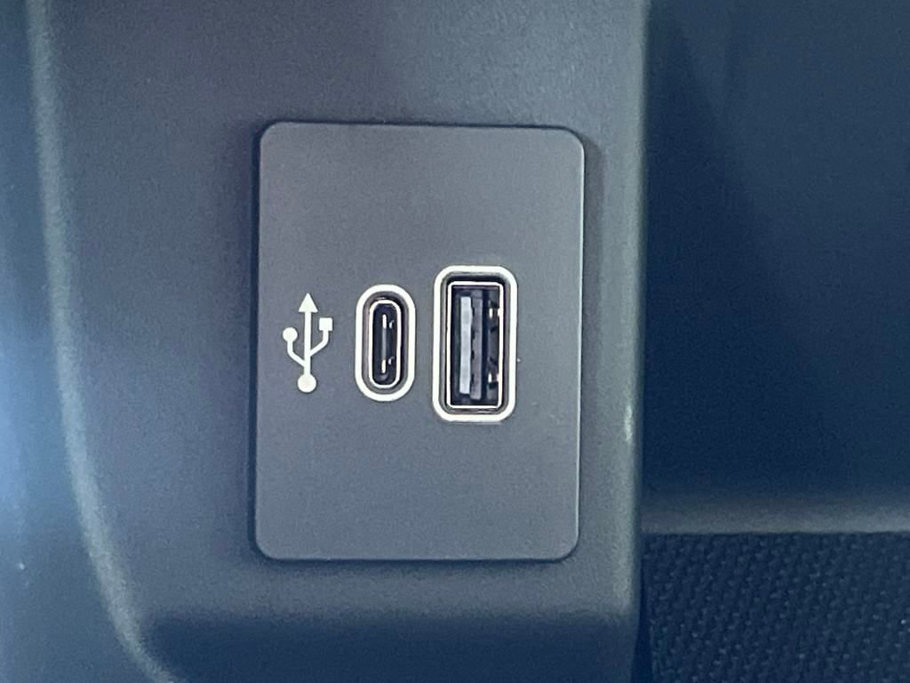 New 2025 Ford F150 Lightning Flash image 8