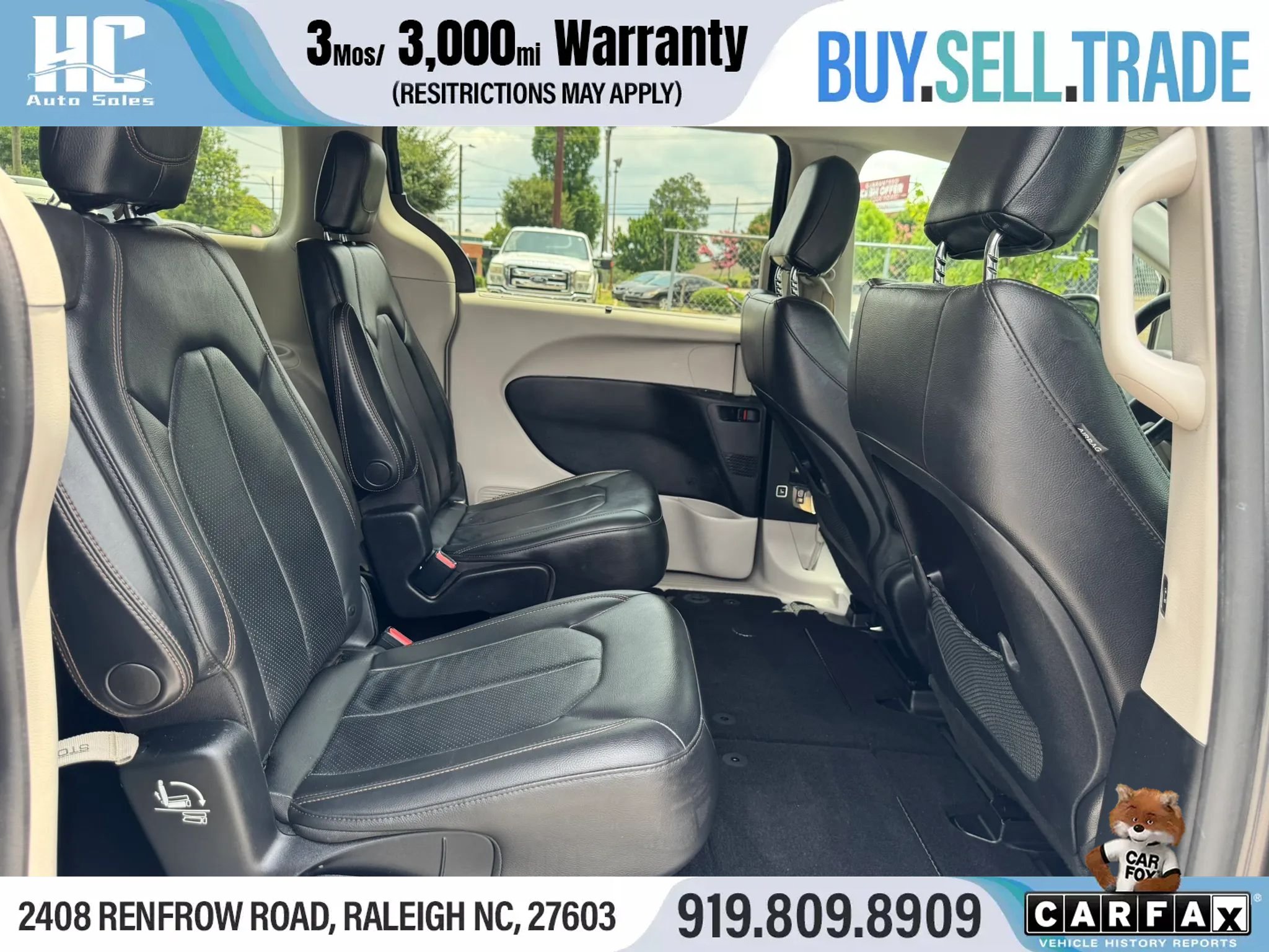 Used 2019 Chrysler Pacifica Touring-L FWD image 17