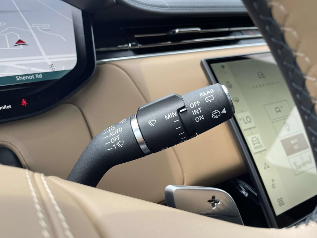 New 2026 Land Rover Range Rover Sport Dynamic SE AWD/4WD image 38