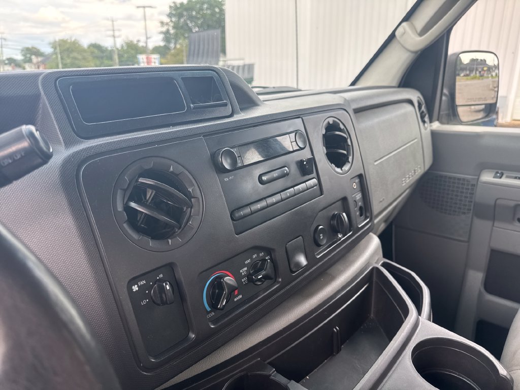 Used 2012 Ford E-250 and Econoline 250 w/ PWR Group RWD image 20