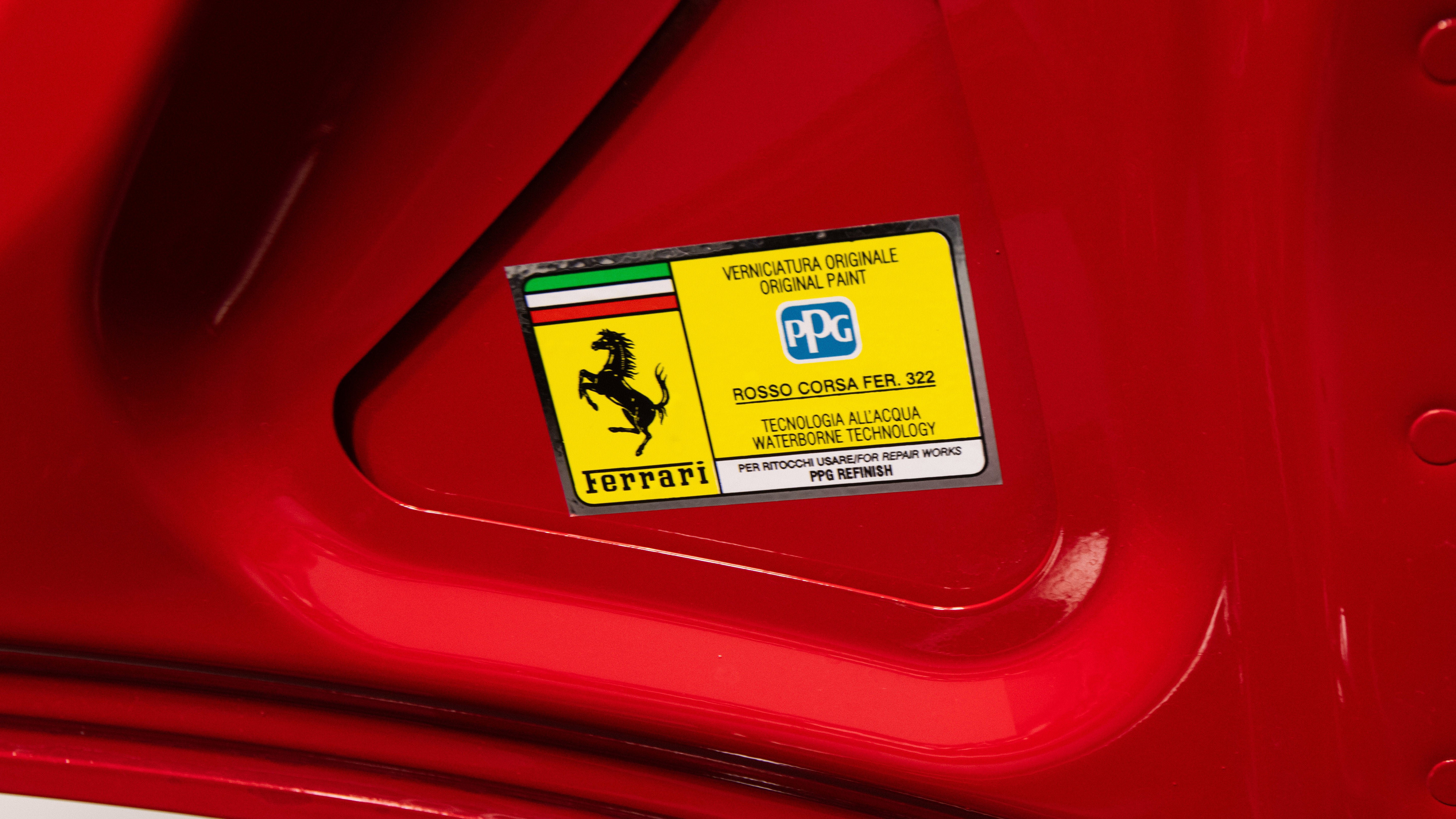 Certified 2025 Ferrari Roma Spider RWD image 34