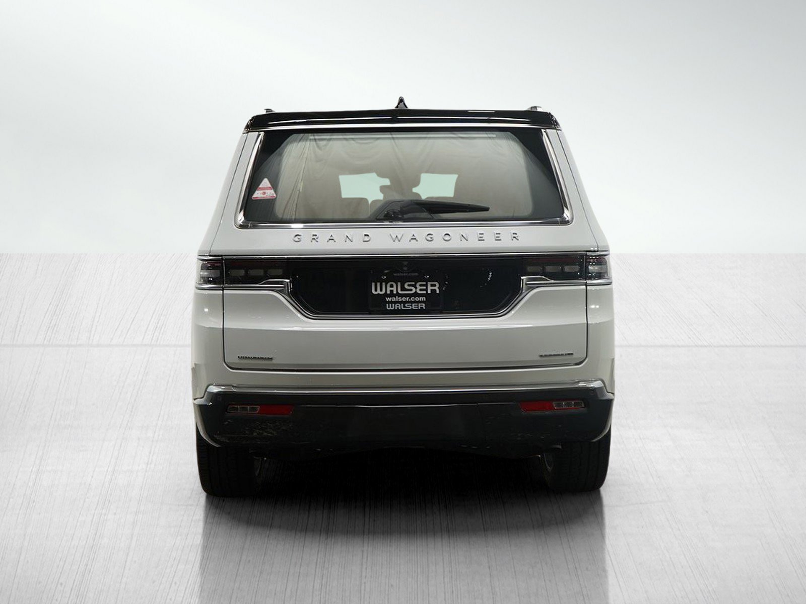 Used 2022 Jeep Grand Wagoneer Series II w/ Premium Group II image 4