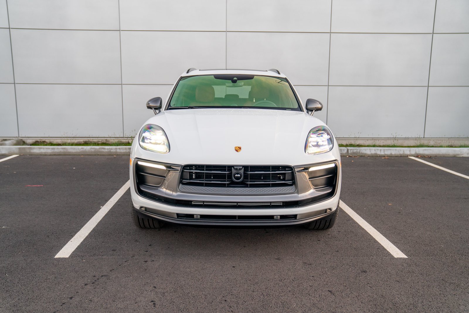 Certified 2026 Porsche Macan Turbo AWD/4WD image 6