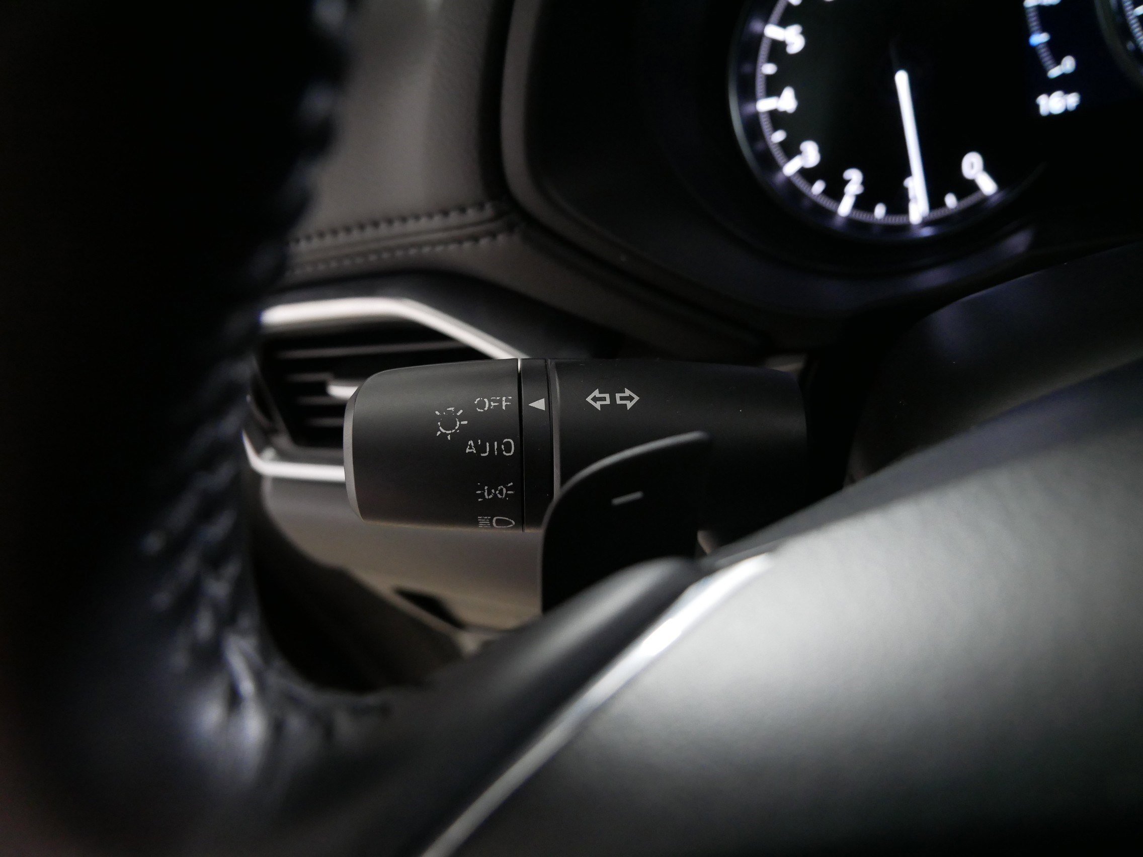 Used 2023 MAZDA CX-5 AWD 2.5 S w/ Premium Package image 32