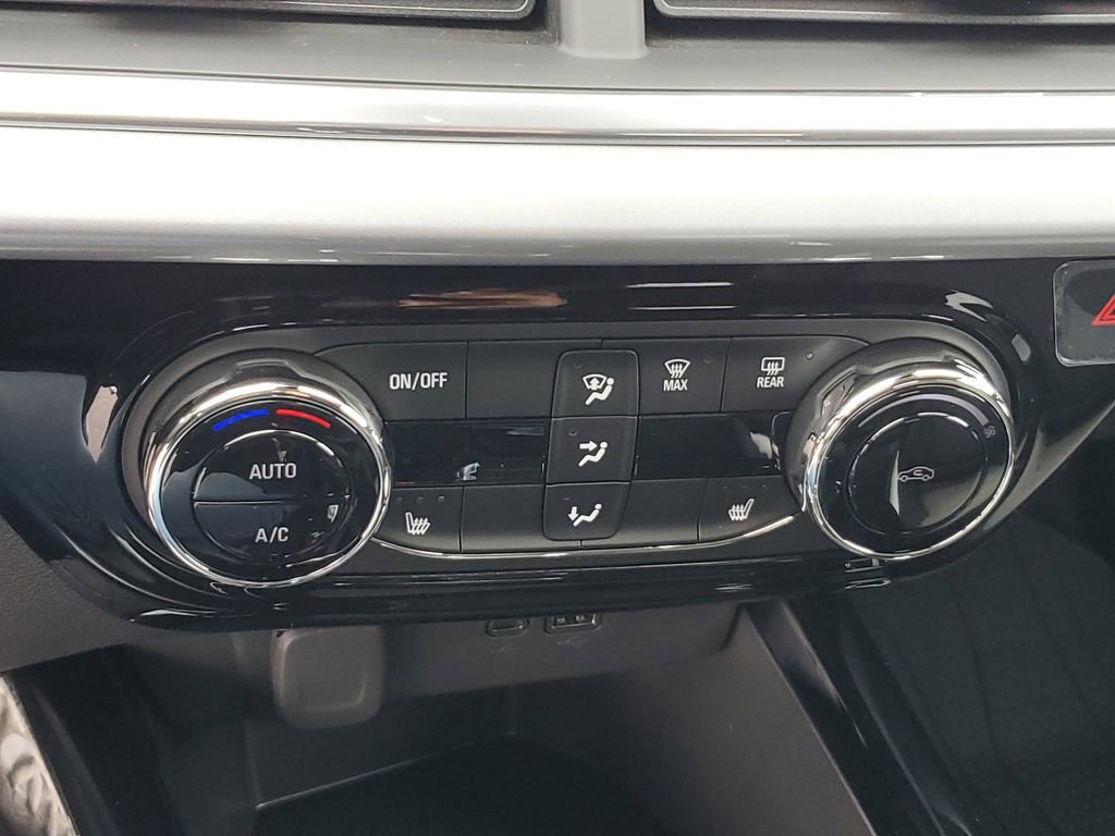 New 2026 Chevrolet Trax LT image 23