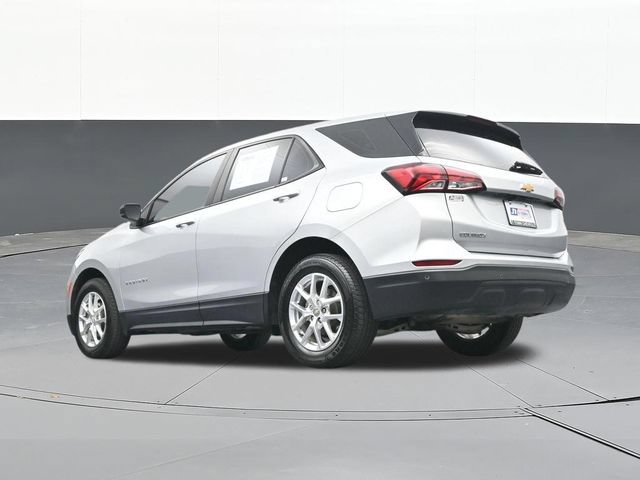 Used 2022 Chevrolet Equinox LS FWD image 45