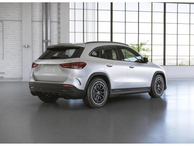 Certified 2022 Mercedes-Benz GLA 35 AMG 4MATIC image 37