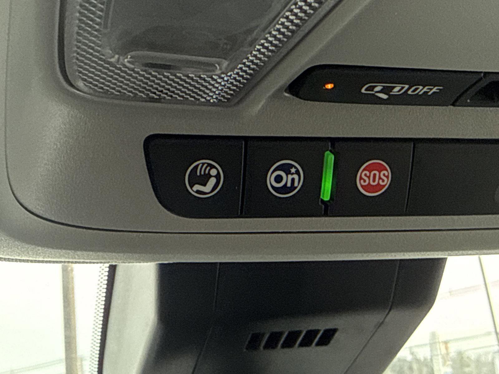 Used 2022 GMC Terrain SLE w/ Driver Convenience Package image 17