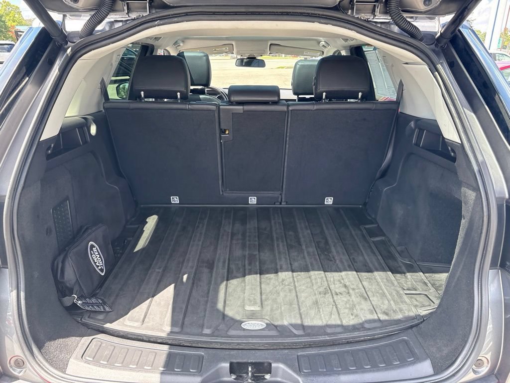 Used 2019 Land Rover Discovery Sport HSE AWD/4WD image 26