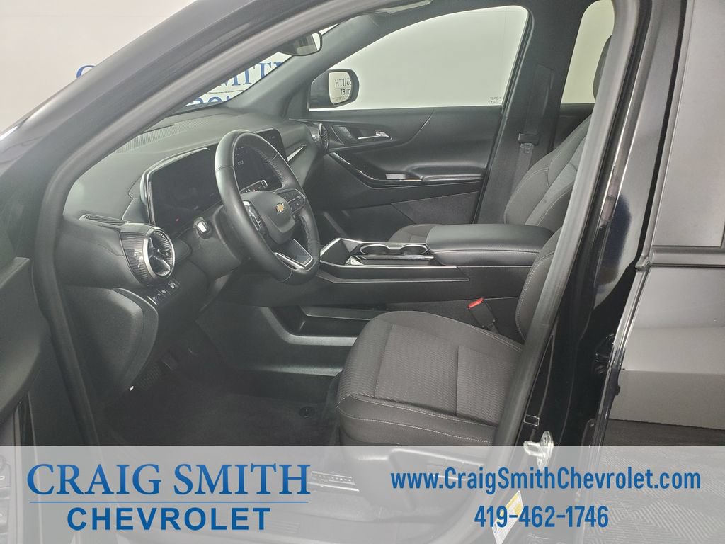 Used 2025 Chevrolet Equinox LT FWD image 10