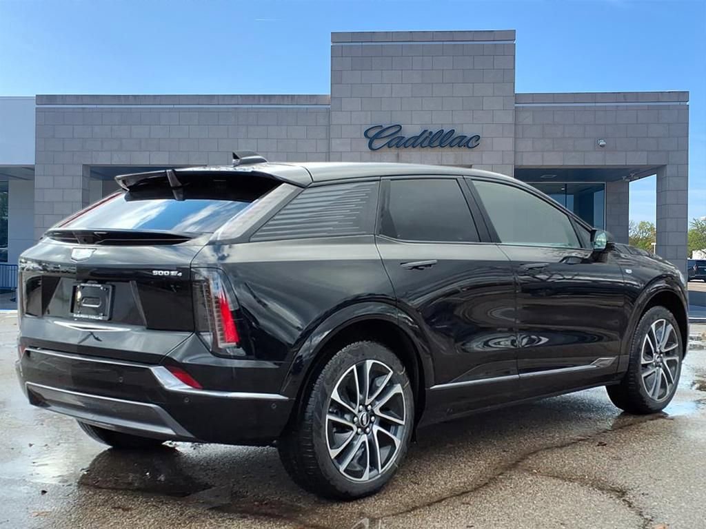 New 2026 Cadillac Optiq Sport 1 w/ LPO, Floor Liner Package image 4