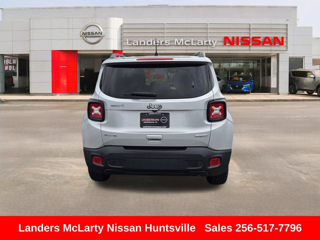 Used 2019 Jeep Renegade Latitude AWD/4WD image 5