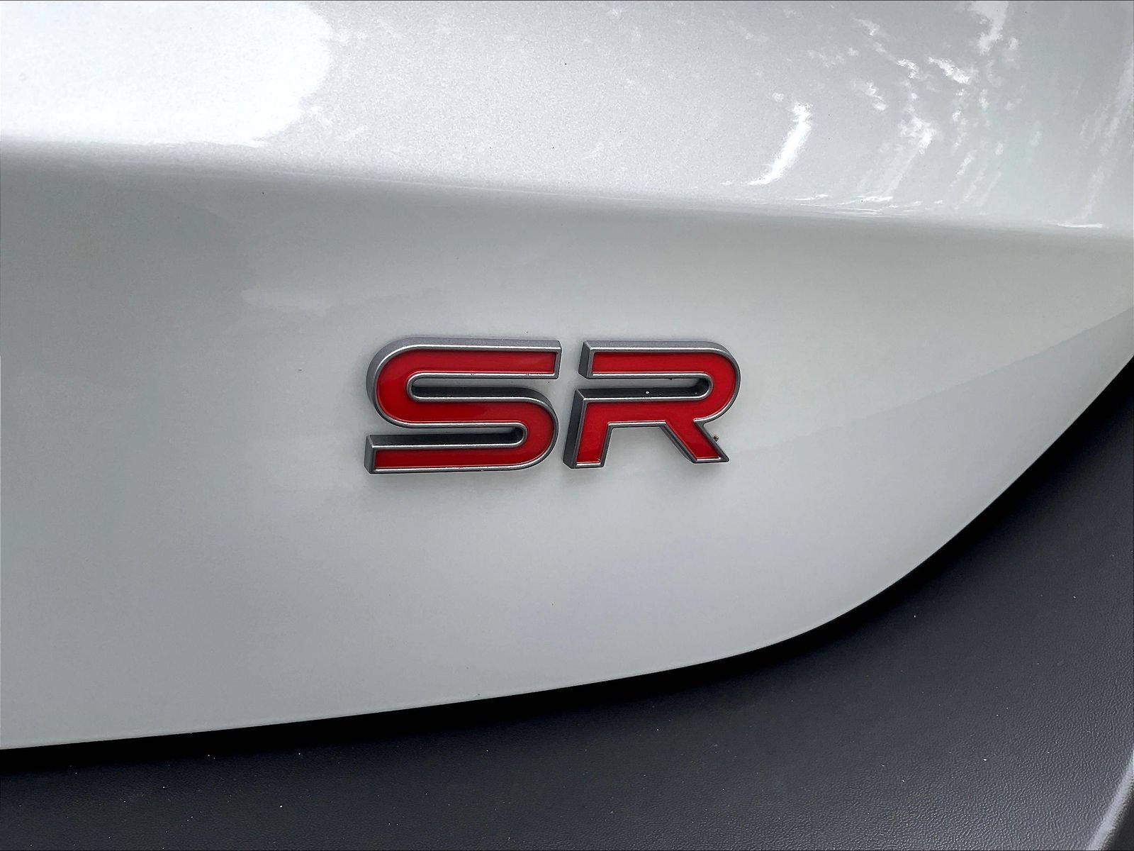 Certified 2025 Nissan Kicks SR FWD image 26