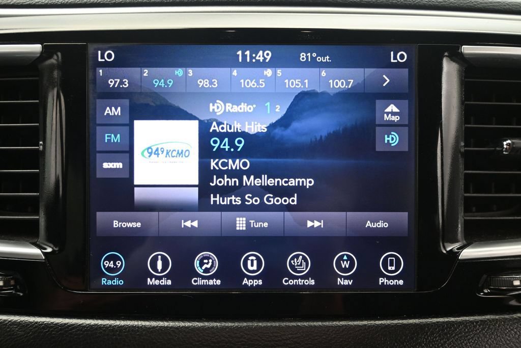 Used 2019 Chrysler Pacifica Touring Plus w/ Advanced Safetytec Group FWD image 21