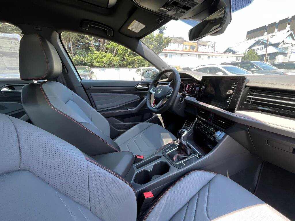 New 2026 Volkswagen Jetta GLI Autobahn FWD image 18