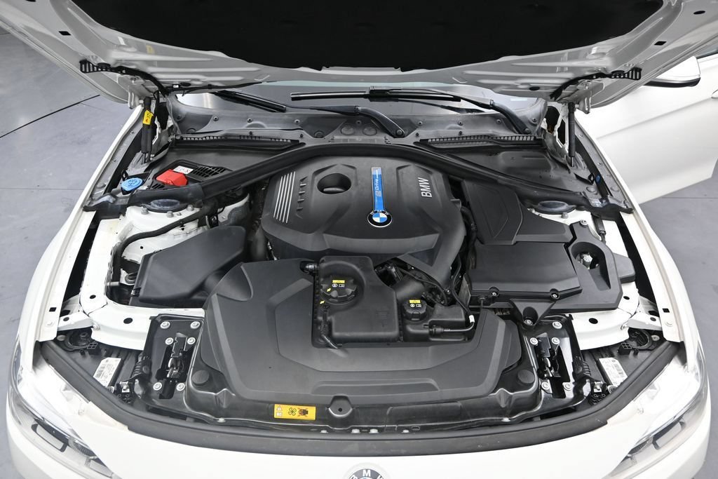 Used 2018 BMW 330e RWD image 19