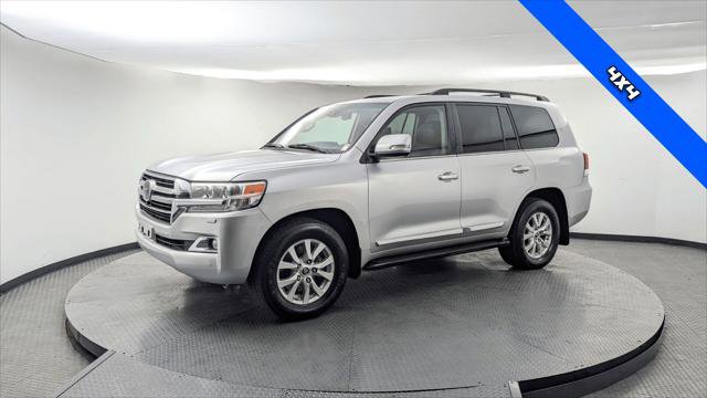 Used 2017 Toyota Land Cruiser AWD/4WD image 2