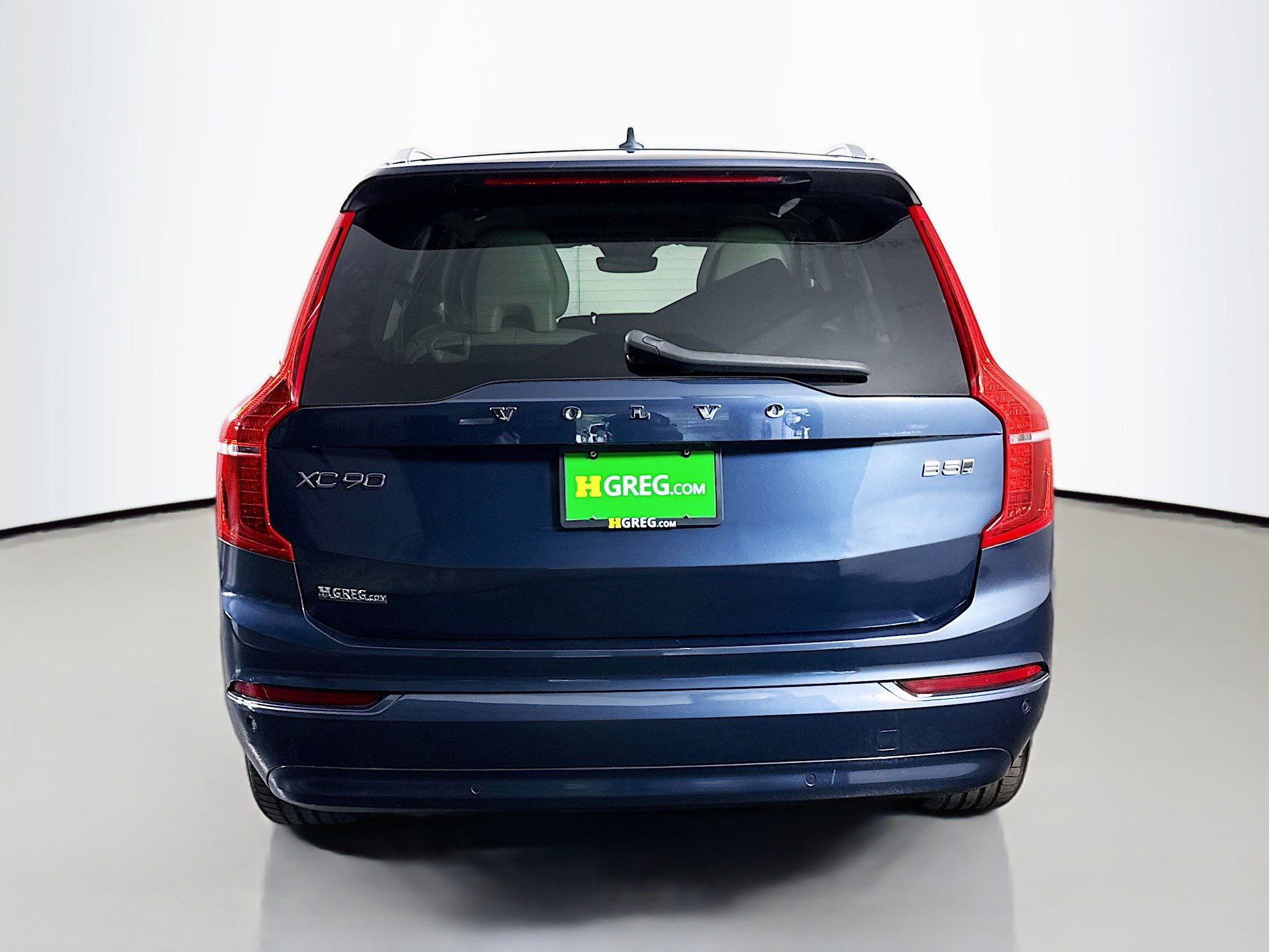 Used 2023 Volvo XC90 B5 Core w/ Protection Package AWD/4WD image 8