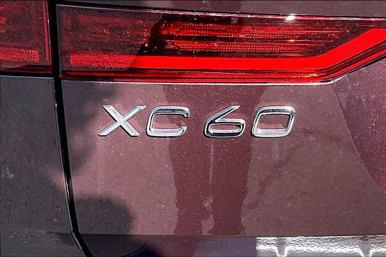 New 2026 Volvo XC60 B5 Ultra w/ Protection Package Premier AWD/4WD image 6