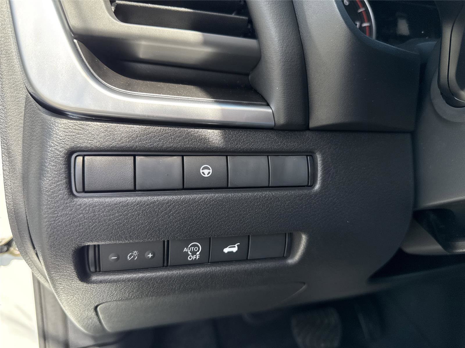 New 2026 Nissan Rogue SV FWD image 19