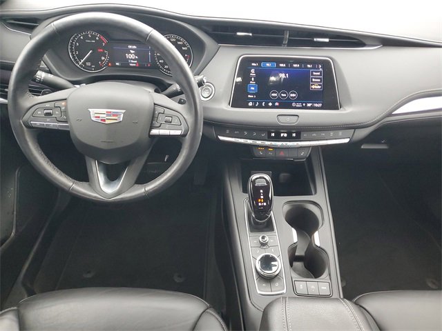 Certified 2022 Cadillac XT4 Luxury w/ Cold Weather Package image 27